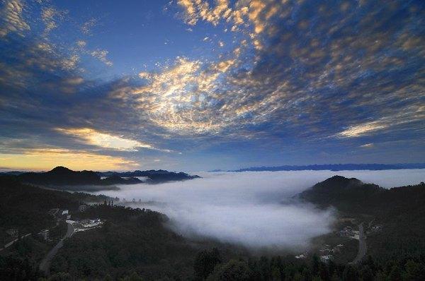 逃离拇指山地